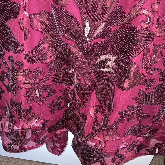 PROM DRESS - Picture 3 of 7